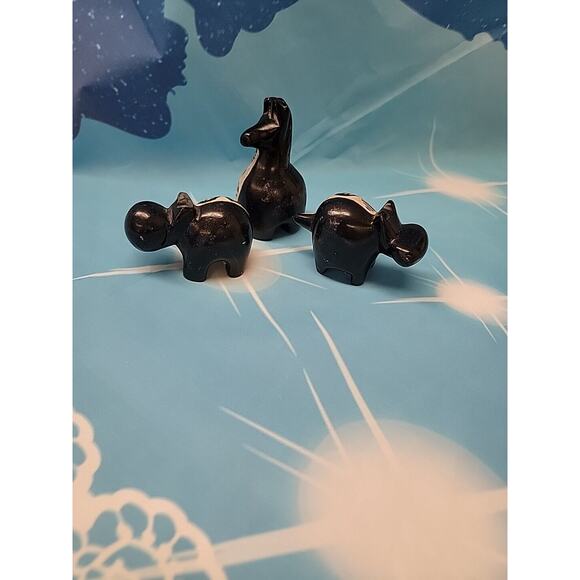 soap stone carvings - Picture 4 of 9